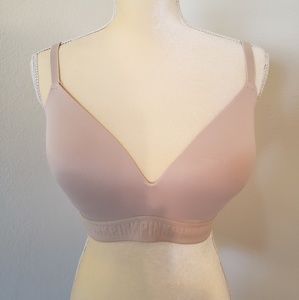 VS PINK Wireless Nude Bra 36DD